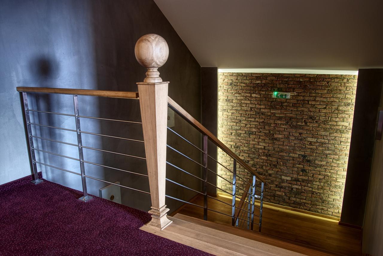 Hotel Pod Szyszkami Kozmin Ngoại thất bức ảnh